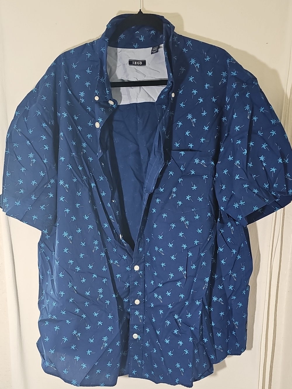 Izod Navy Short-Sleeve Button-Down Shirt with Light Blue Palm Print
